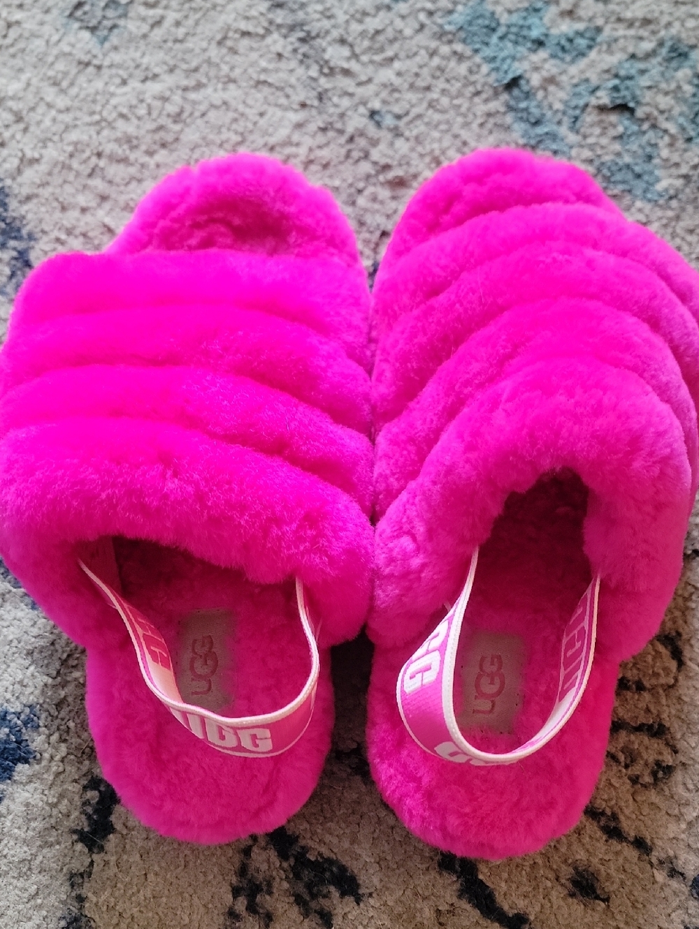 UGG Kids Hot Pink Fluffy Slide Slippers